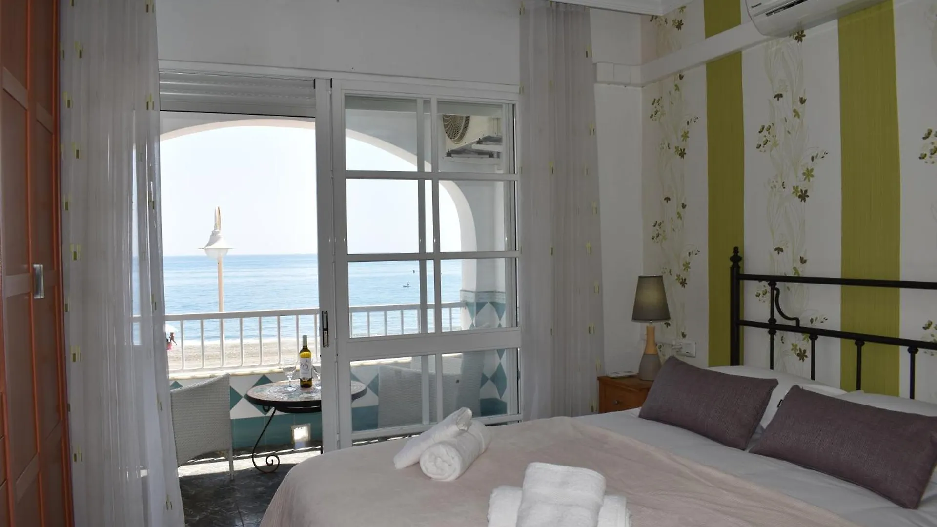 Вилла Casa Brisa Marina - A Un Paso De La Playa Альгарробо-Коста