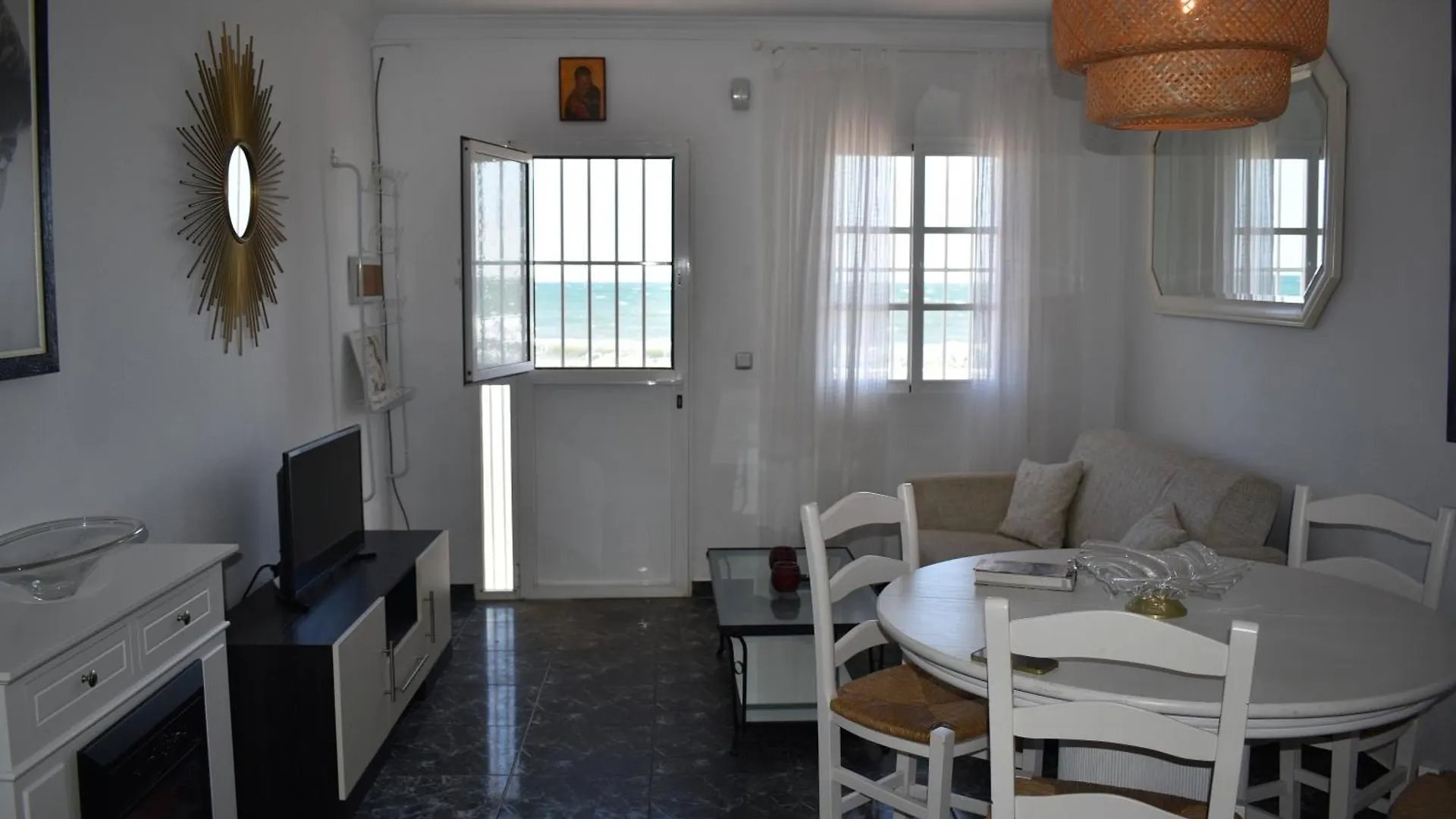 Вилла Casa Brisa Marina - A Un Paso De La Playa Альгарробо-Коста Дом отдыха